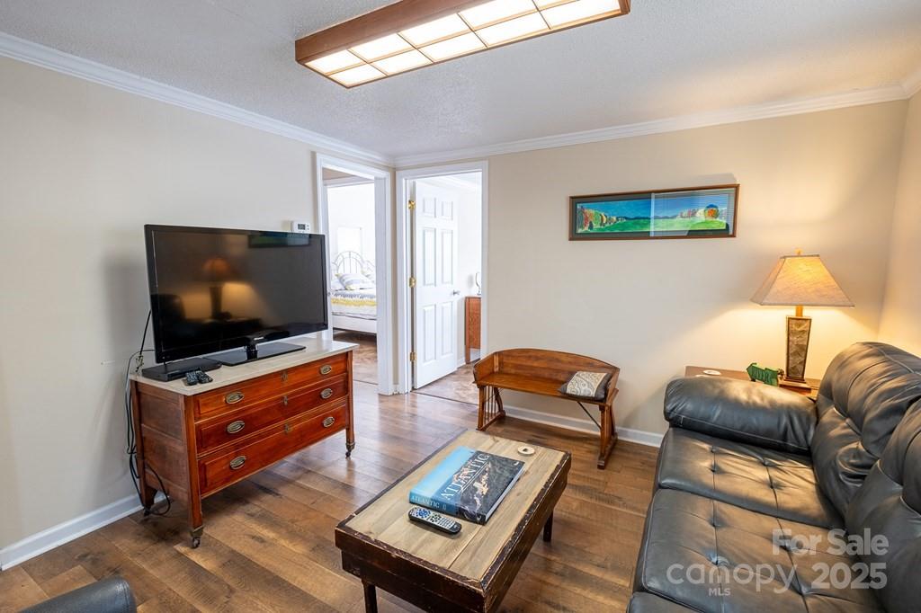 Whittier, North Carolina 28789, United States, 4 Bedrooms Bedrooms, ,3 BathroomsBathrooms,Residential,Active,148818