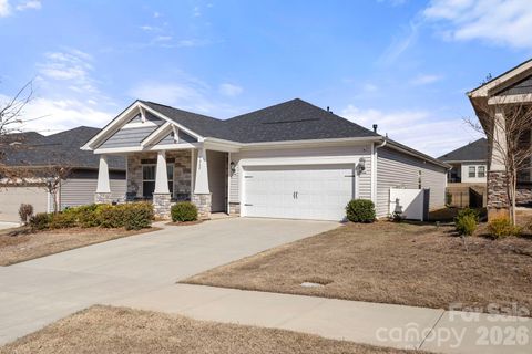 9842 Festival Way Charlotte NC 28215