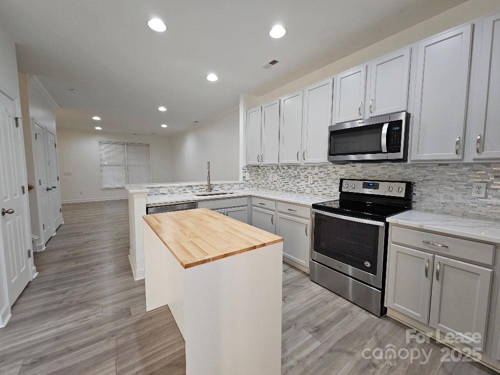 Baxter Village - Residential Lease