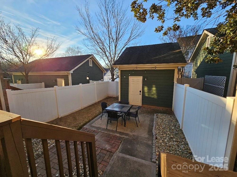 Baxter Village - Residential Lease