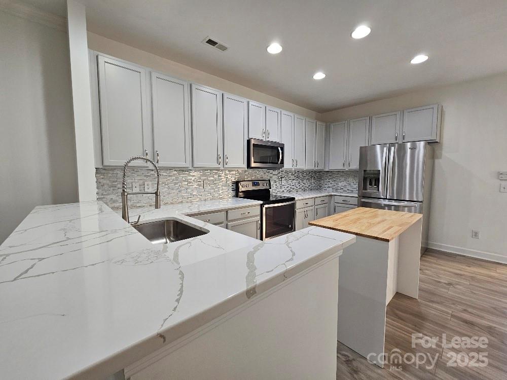 Baxter Village - Residential Lease