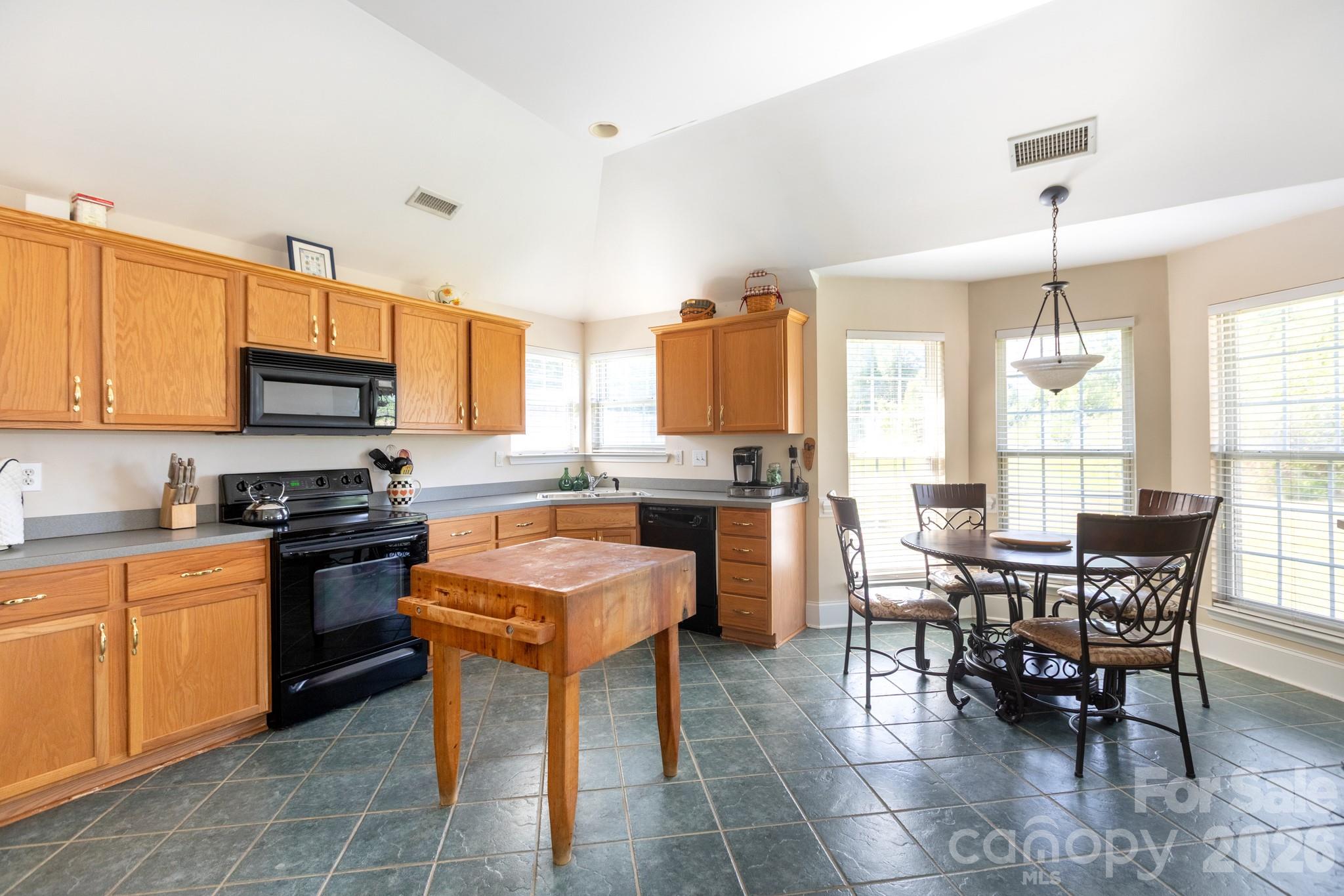 3431 Continental Drive