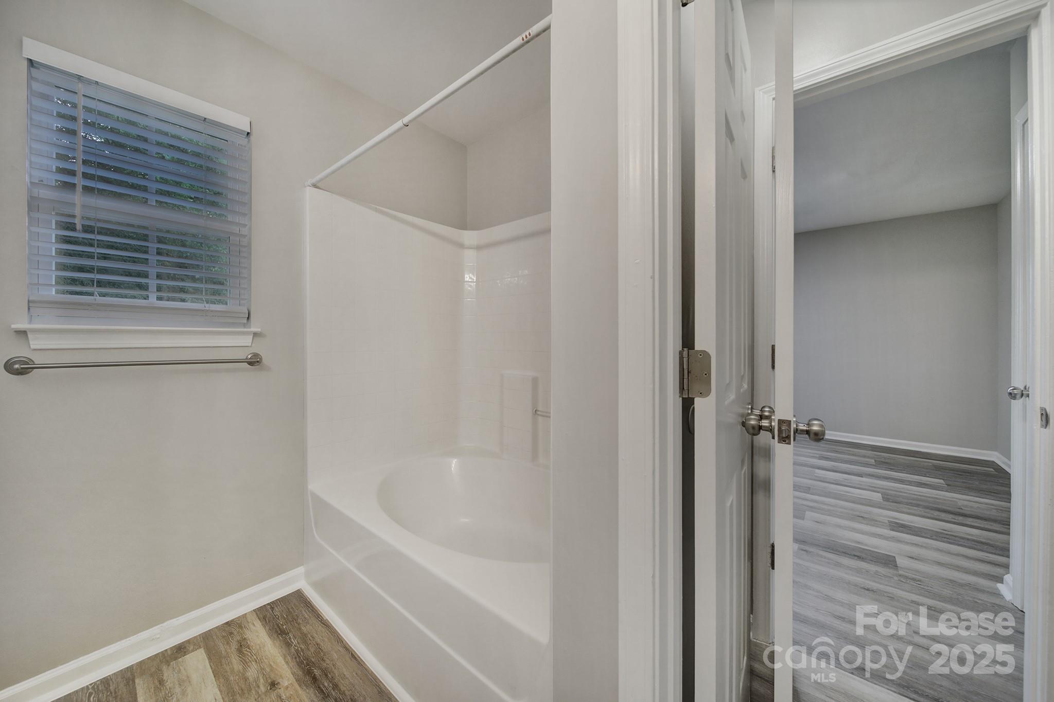 Reid Park - Residential Lease