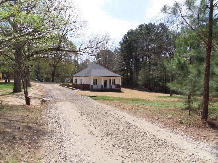 Set back off of the road for privacy and located about 7 miles south of York, just off of hwy 49. Sitting on 10.52 acres of land zoned for all your animals! This cute bungalow has been remodeled from the ground up. The front porch will prove to be a peaceful retreat and the perfect place to relax at the end of the day. With three Bedrooms, 2.5 baths with LVP flooring throughout and a large 30 x 30 building that would make great storage, hobby area or many other uses.
No work to do on this one! New roof, windows,HVAC,Plumbing, Electrical, appliances, vinyl siding and more.