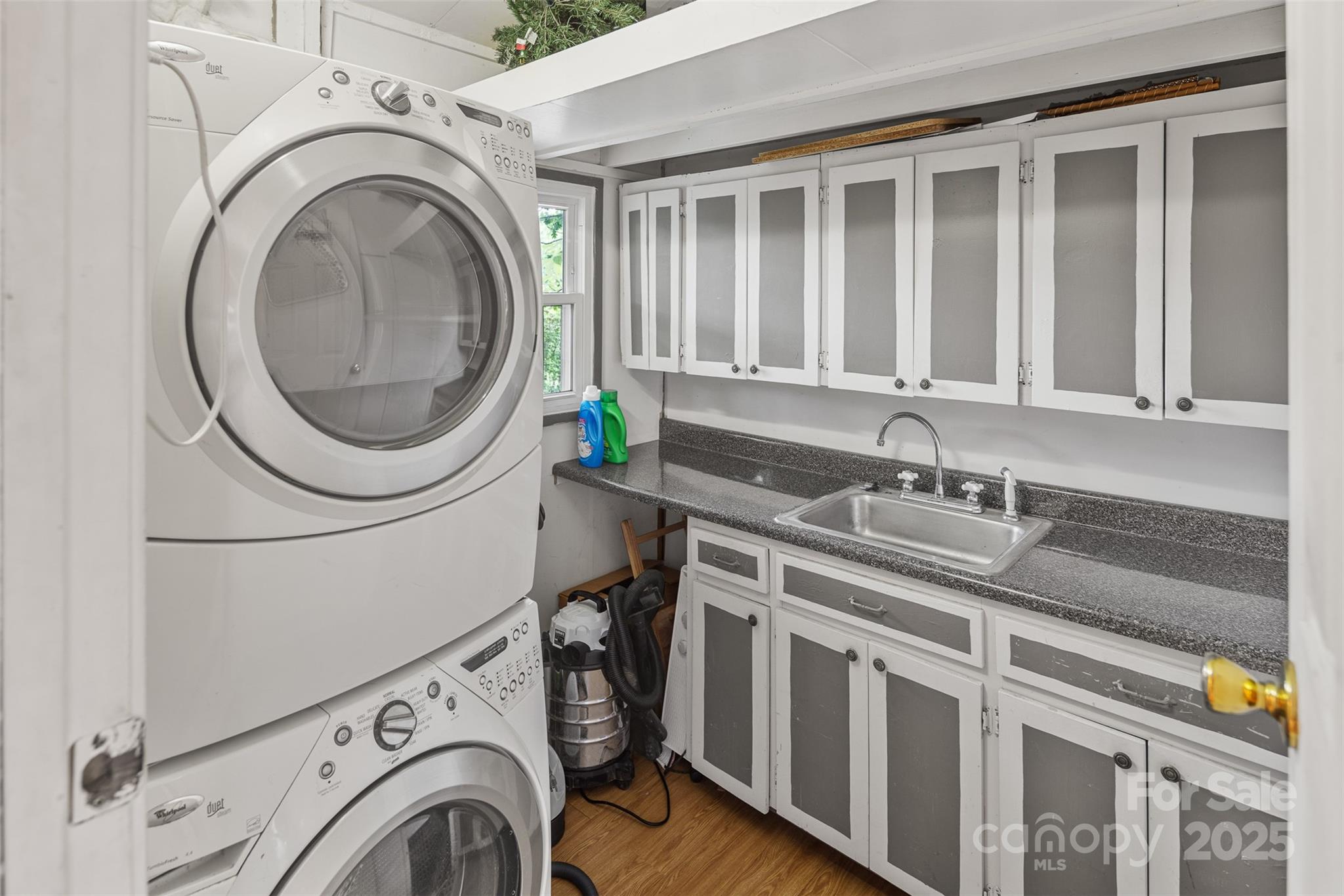 Linville Land Harbor - Residential