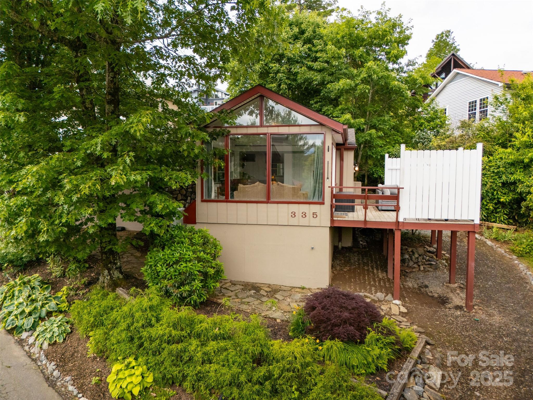 Linville Land Harbor - Residential