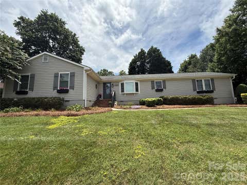 Photo of 21334 Sandy Cove Road, Cornelius, NC 28031 (MLS # 4405688)