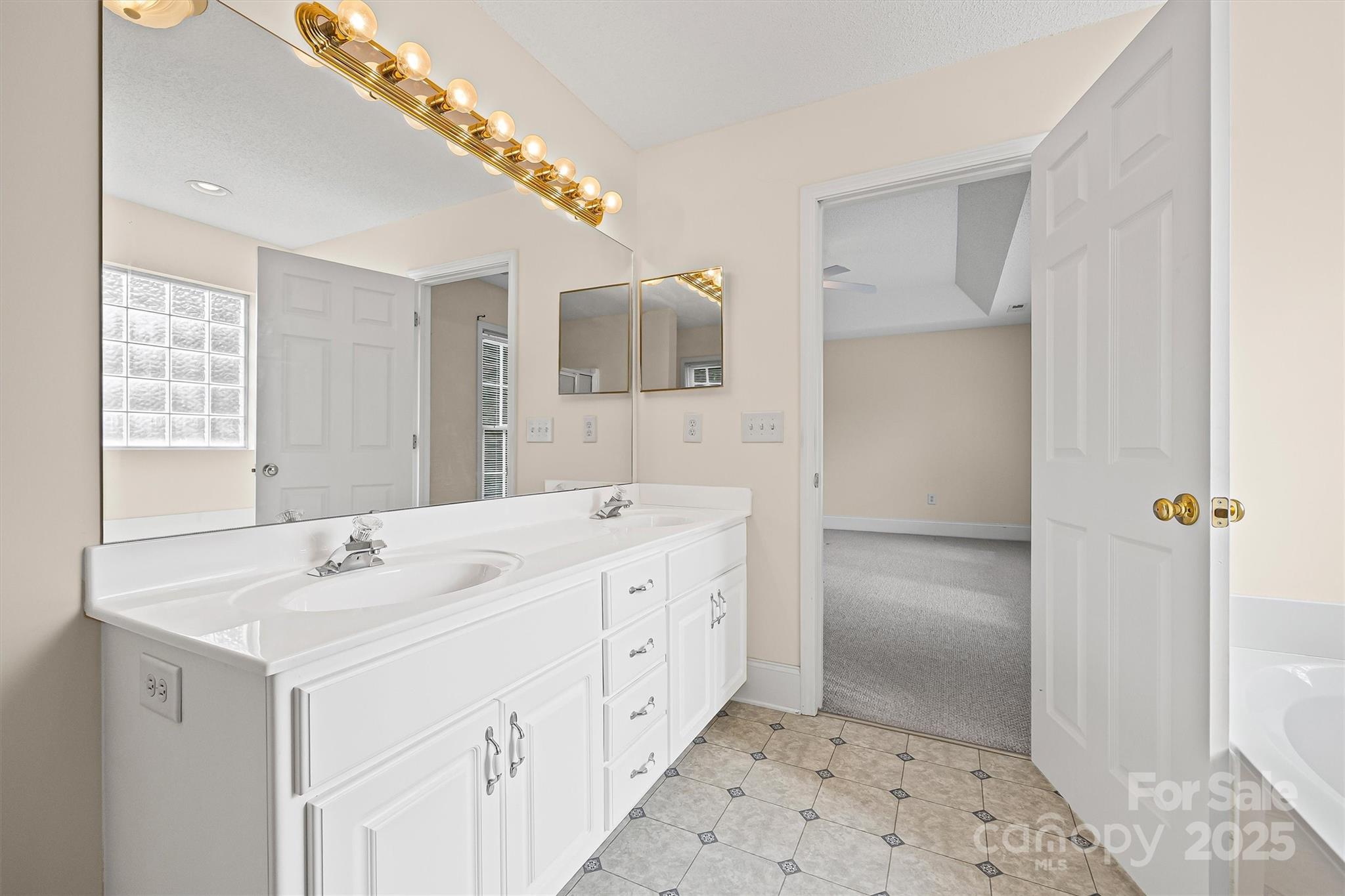 Stafford Park - Residential