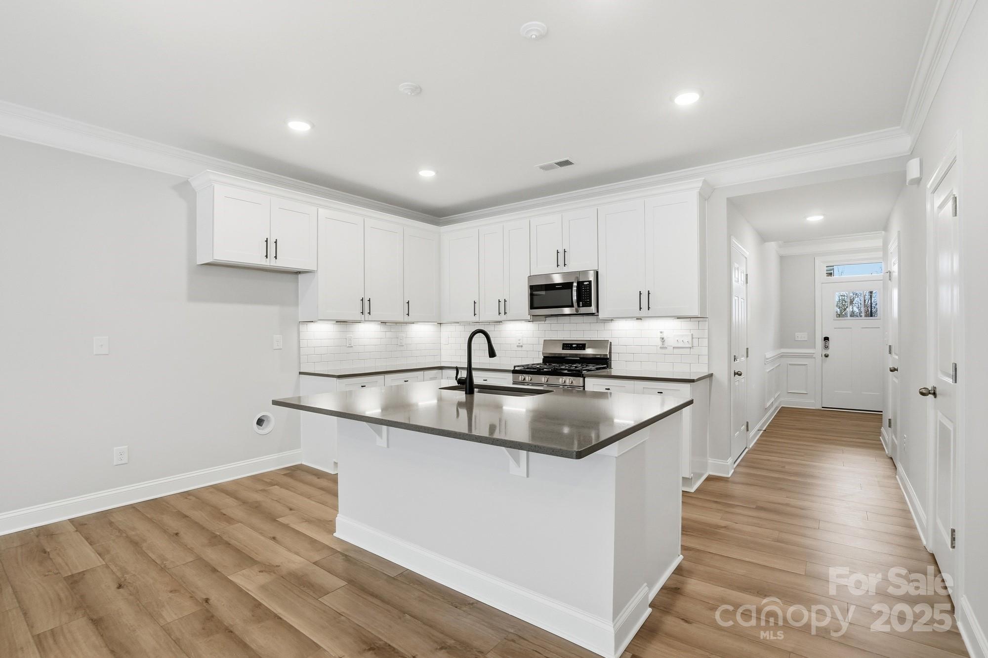 Harrisburg Village - Residential