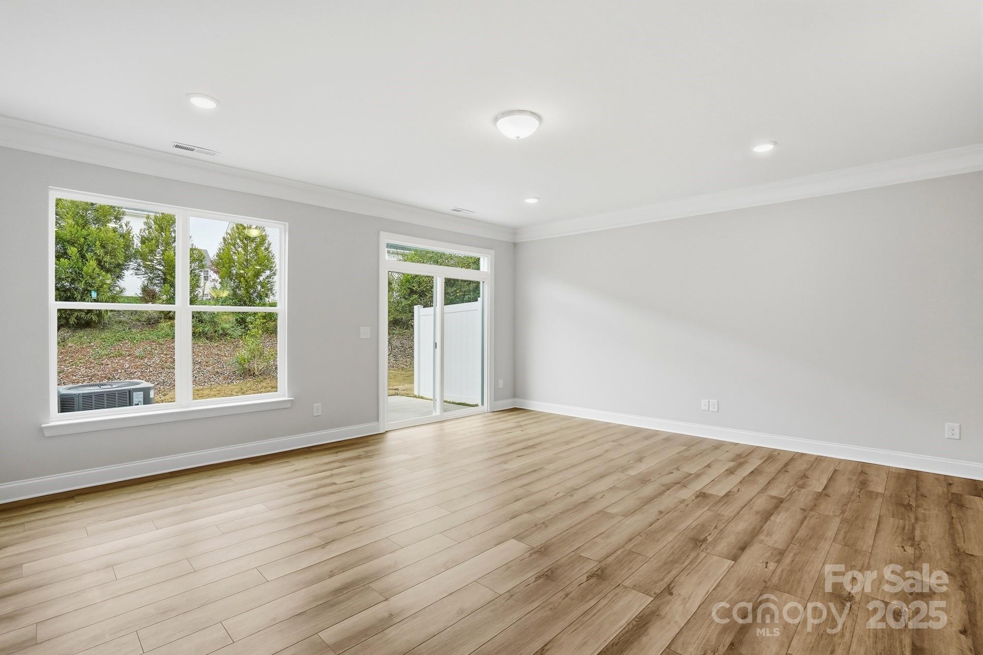 Harrisburg Village - Residential