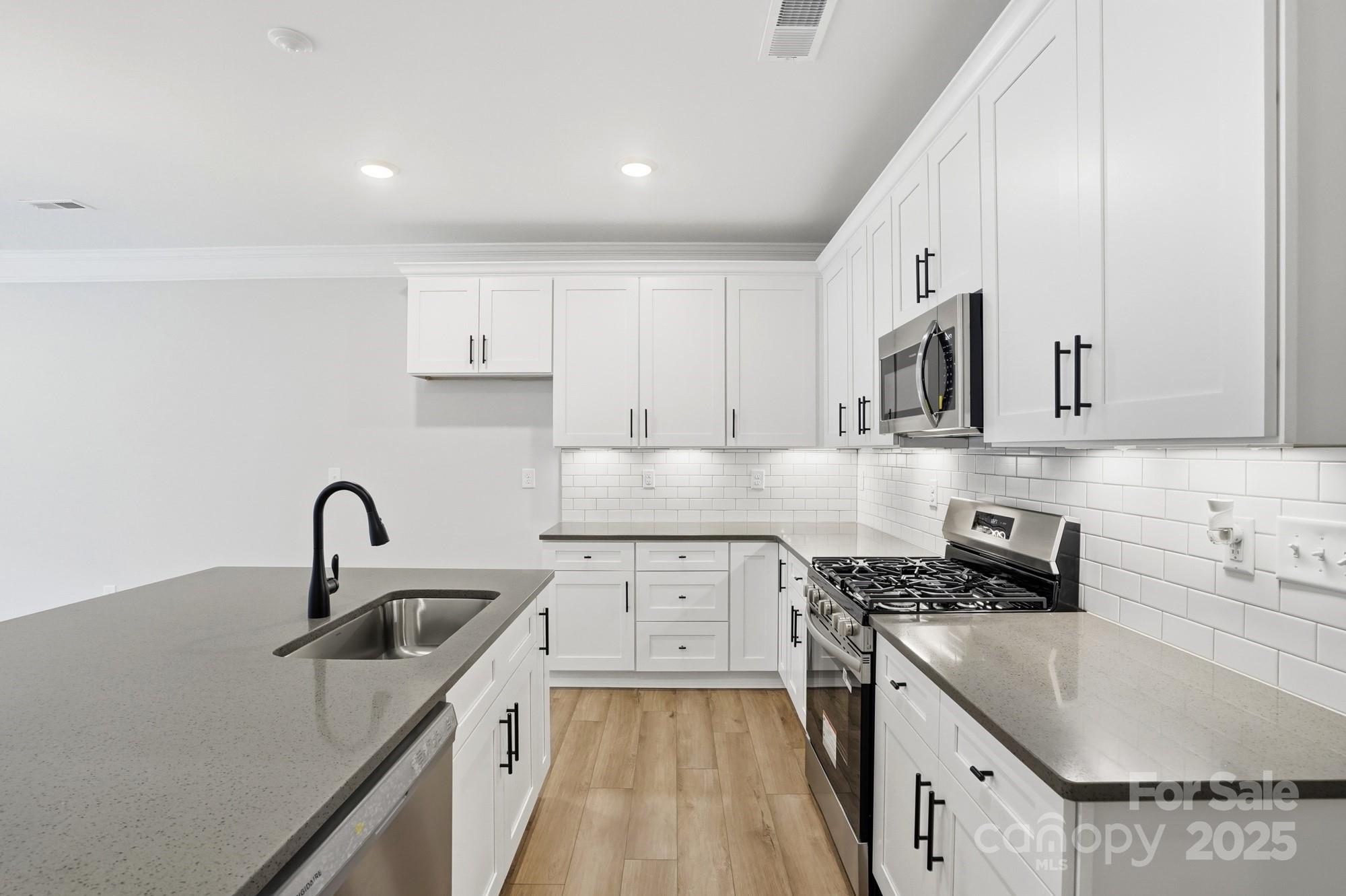 Harrisburg Village - Residential