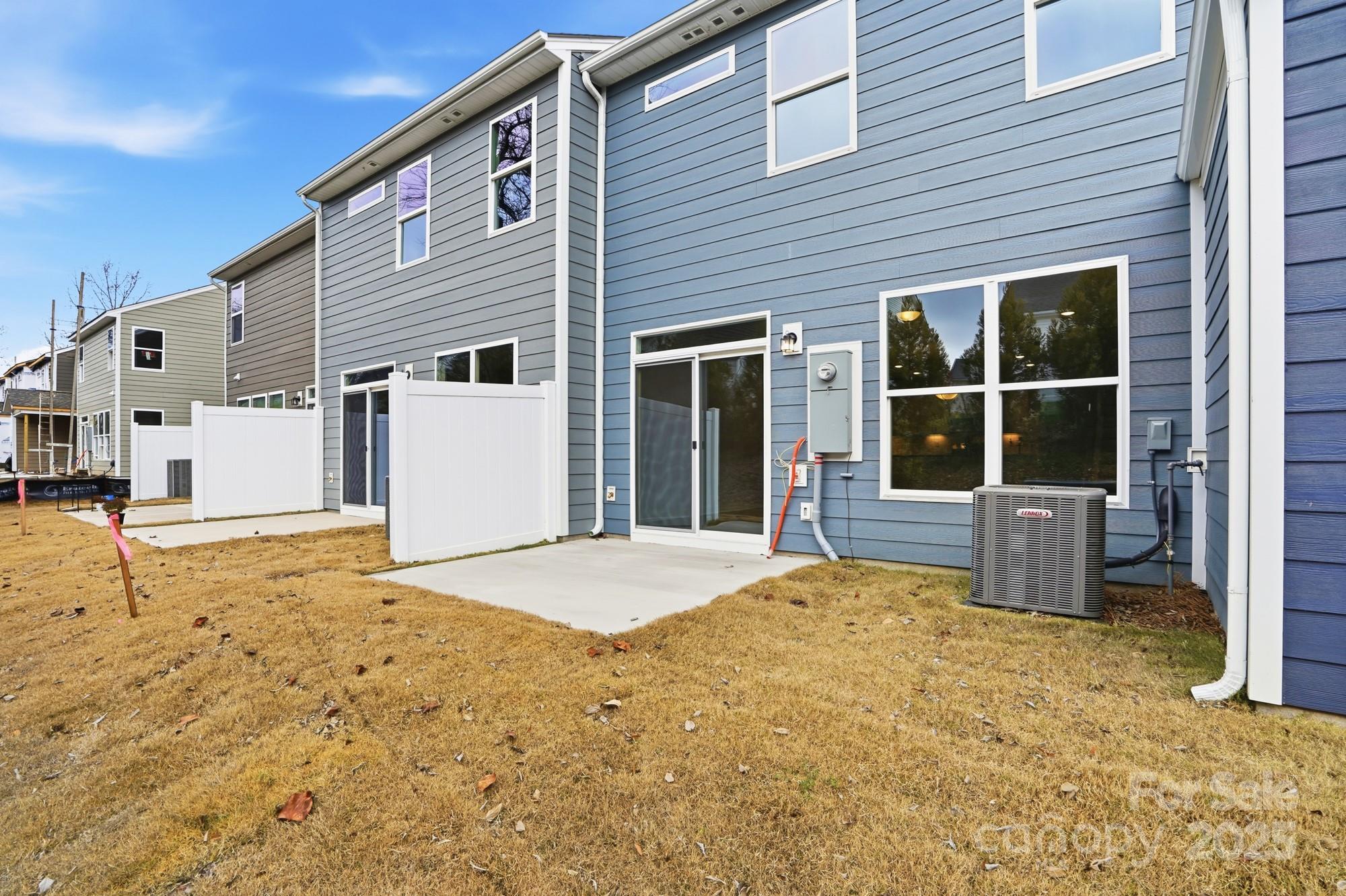 Harrisburg Village - Residential