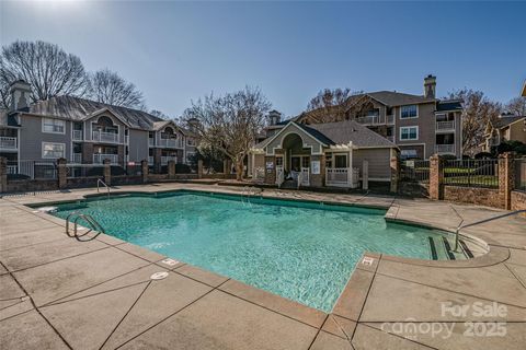 5009 Sharon Road E Charlotte NC 28210
