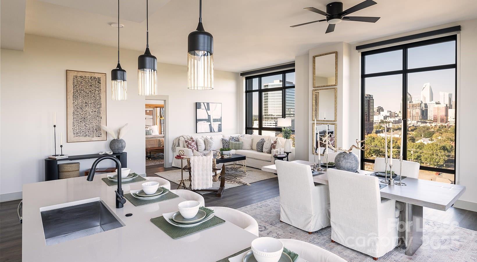 Charlotte, North Carolina 28203, United States, 3 Bedrooms Bedrooms, ,3 BathroomsBathrooms,Residential,Active,44319