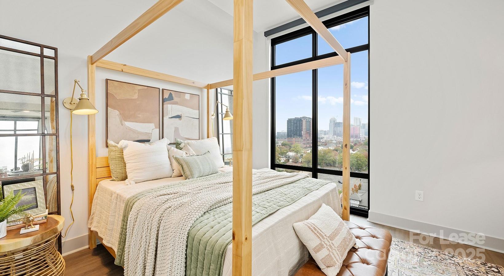 Charlotte, North Carolina 28203, United States, 3 Bedrooms Bedrooms, ,3 BathroomsBathrooms,Residential,Active,44319