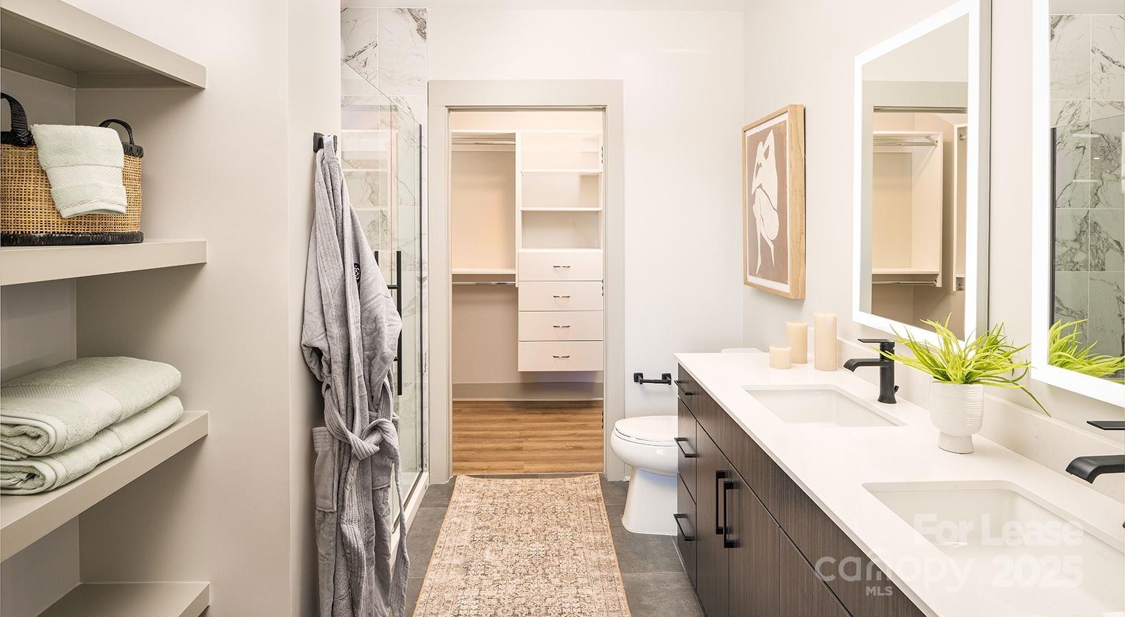 Charlotte, North Carolina 28203, United States, 3 Bedrooms Bedrooms, ,3 BathroomsBathrooms,Residential,Active,44319