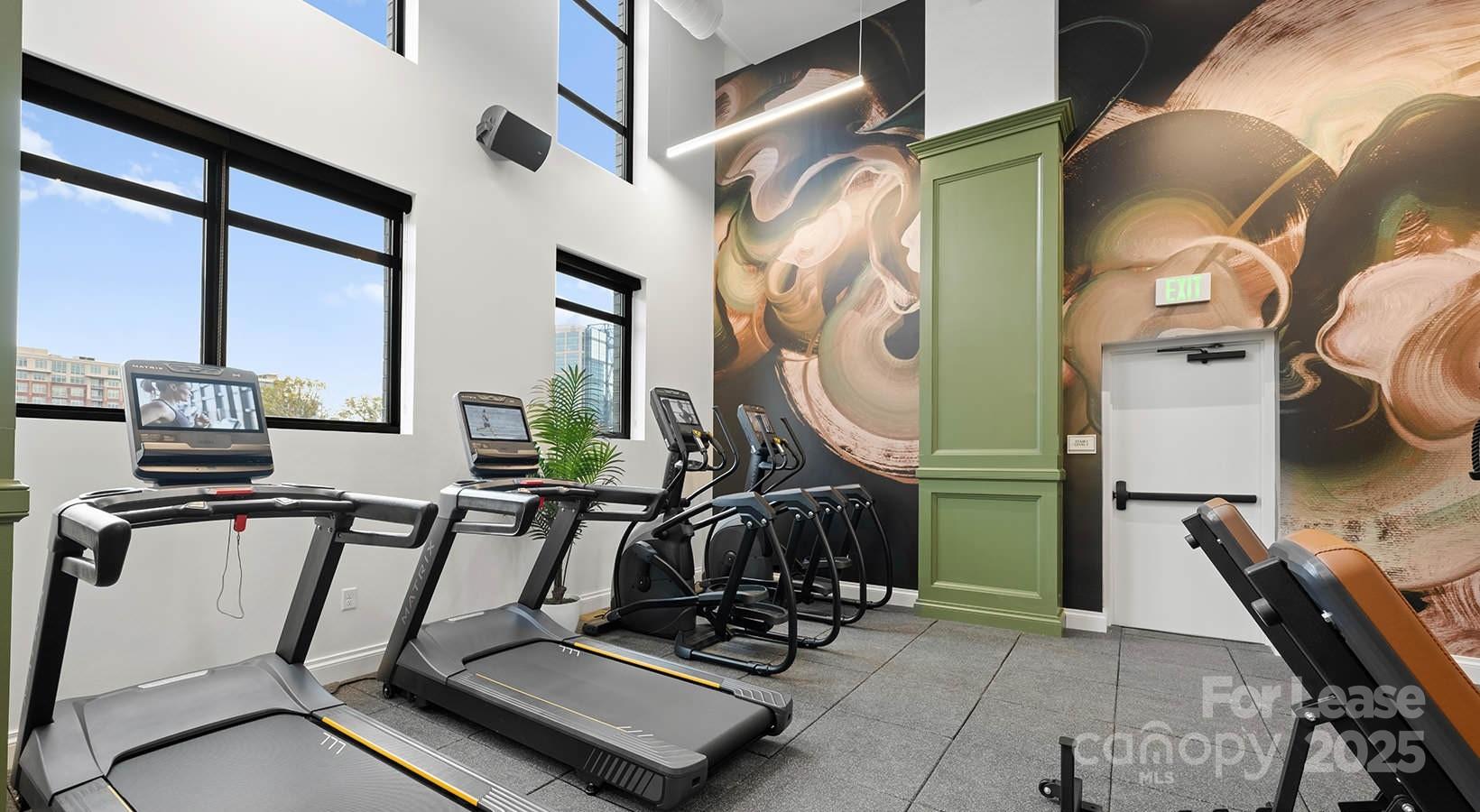 Charlotte, North Carolina 28203, United States, 3 Bedrooms Bedrooms, ,3 BathroomsBathrooms,Residential,Active,44319