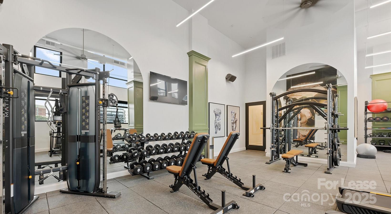 Charlotte, North Carolina 28203, United States, 3 Bedrooms Bedrooms, ,3 BathroomsBathrooms,Residential,Active,44319