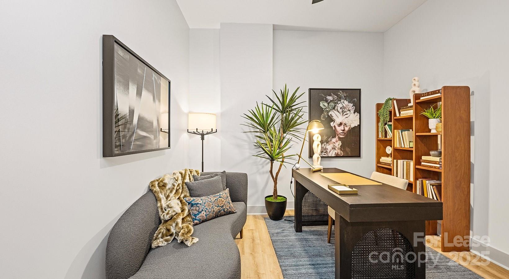 Charlotte, North Carolina 28203, United States, 3 Bedrooms Bedrooms, ,3 BathroomsBathrooms,Residential,Active,44319