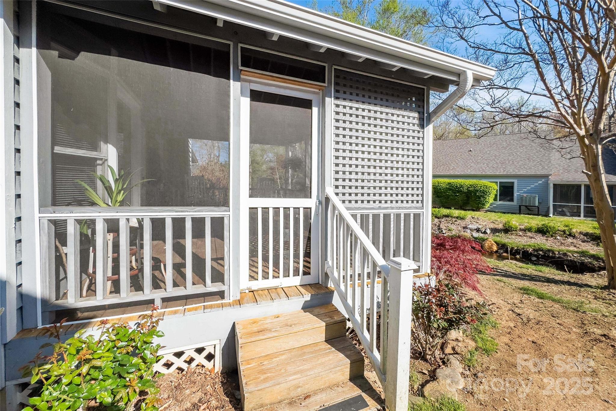 Llama Vista - Residential