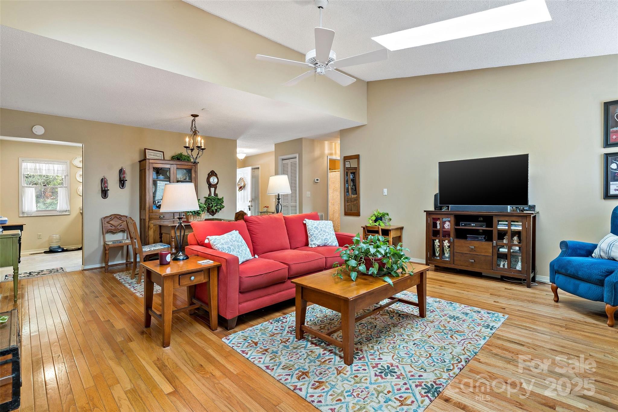 Llama Vista - Residential