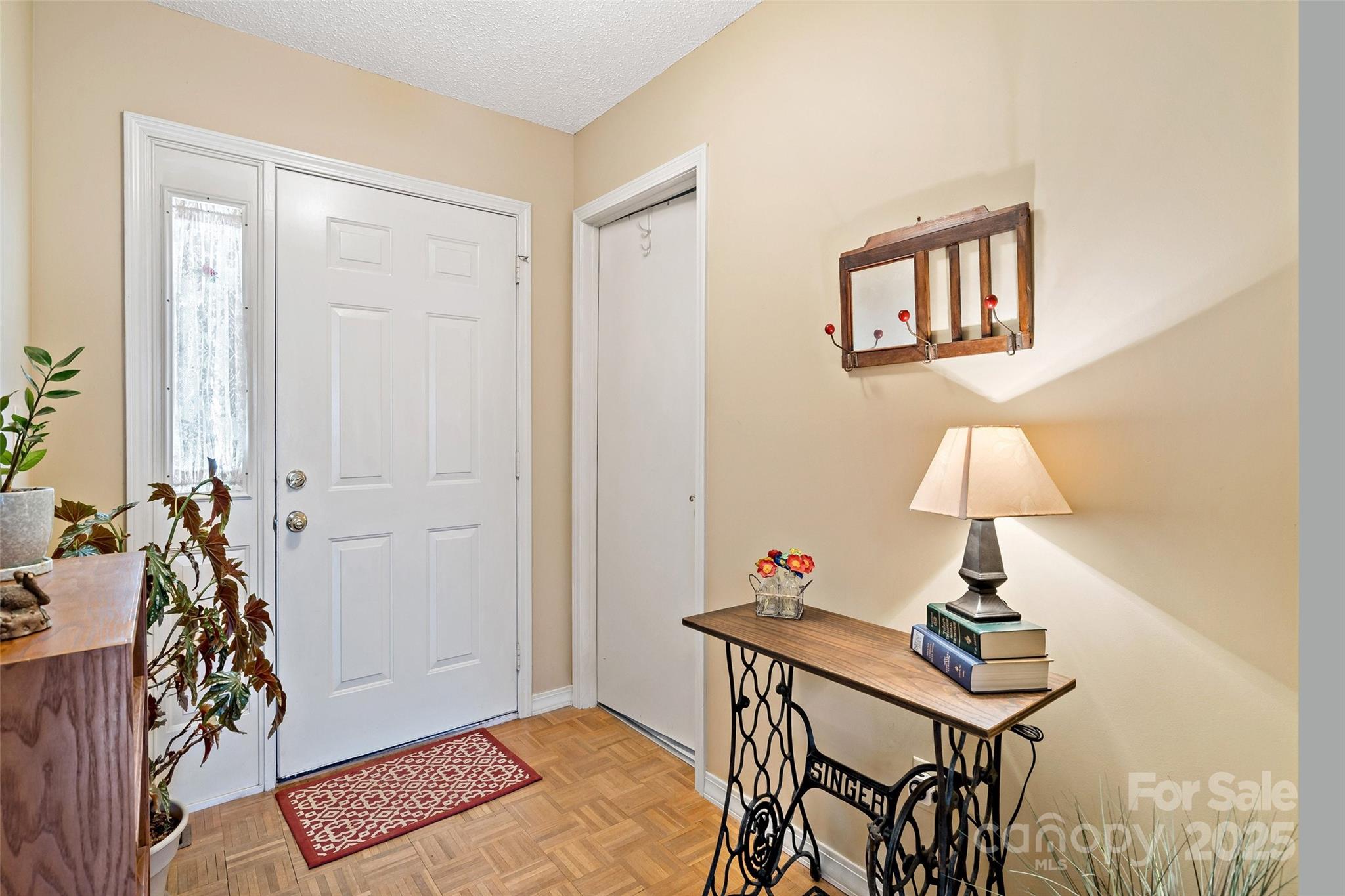 Llama Vista - Residential