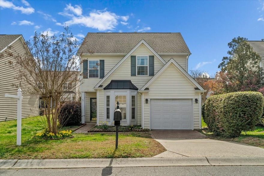 This charming 3 bedroom/2.5 bathroom home in Fort Mill is the perfect spot for any family! Situated in a quiet neighborhood near the best schools, this home offers plenty of space to play, relax, and entertain. The bedrooms are good-sized and come with plenty of storage. The master bedroom is complete with a full en suite bathroom and walk-in closet. The bright and airy kitchen is the perfect spot for preparing family meals! Outside, enjoy a cute backyard and patio, perfect for BBQs and hosting friends. Don’t miss out on this amazing opportunity and book an appointment to visit today!