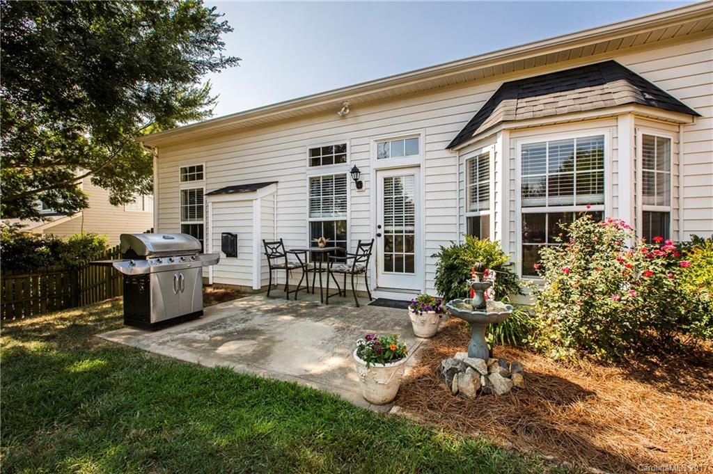 Autumn Cove At Lake Wylie - Residential