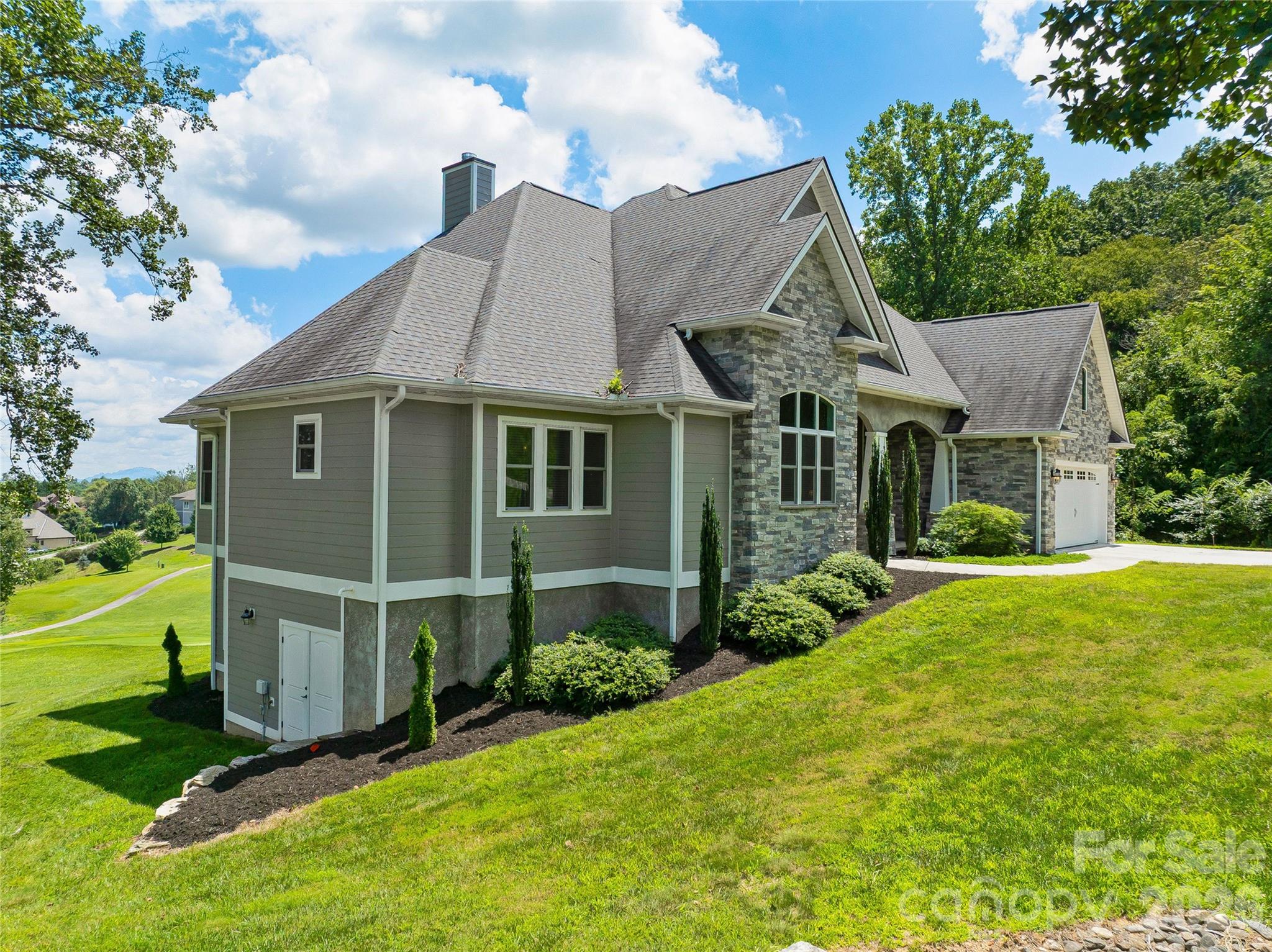 143 Gracie Lane
