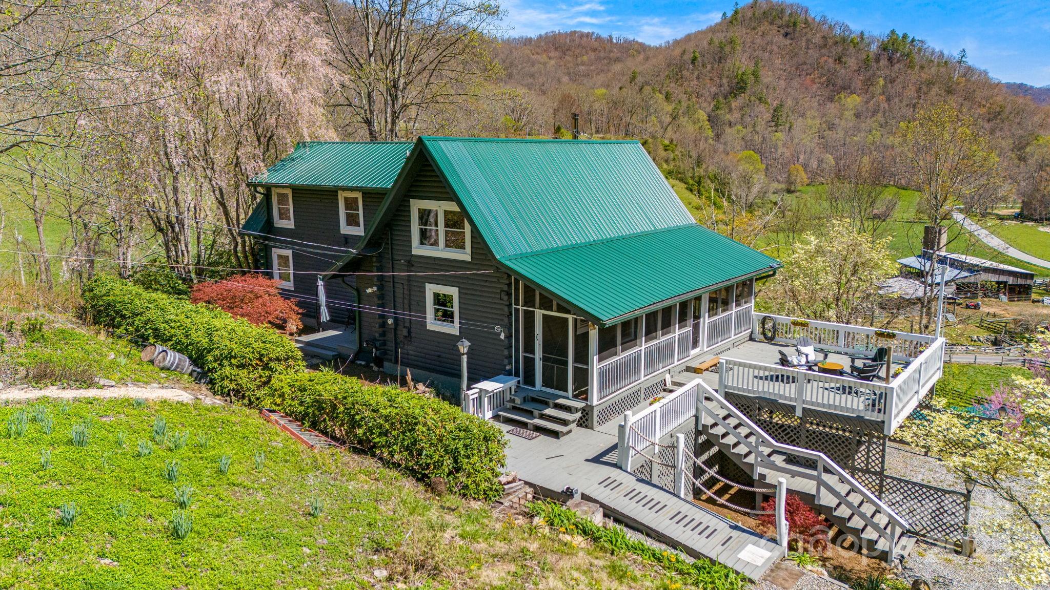 85 Woody Farm Road