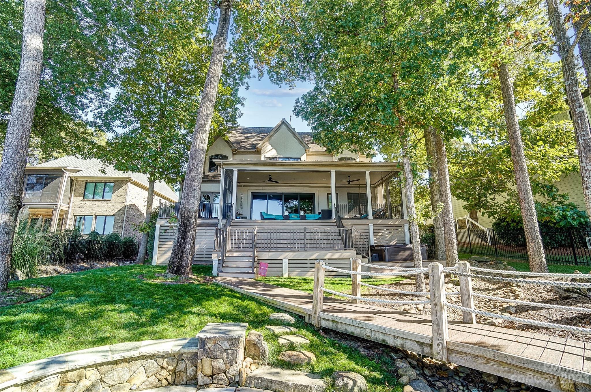 Reflection Pointe - Residential