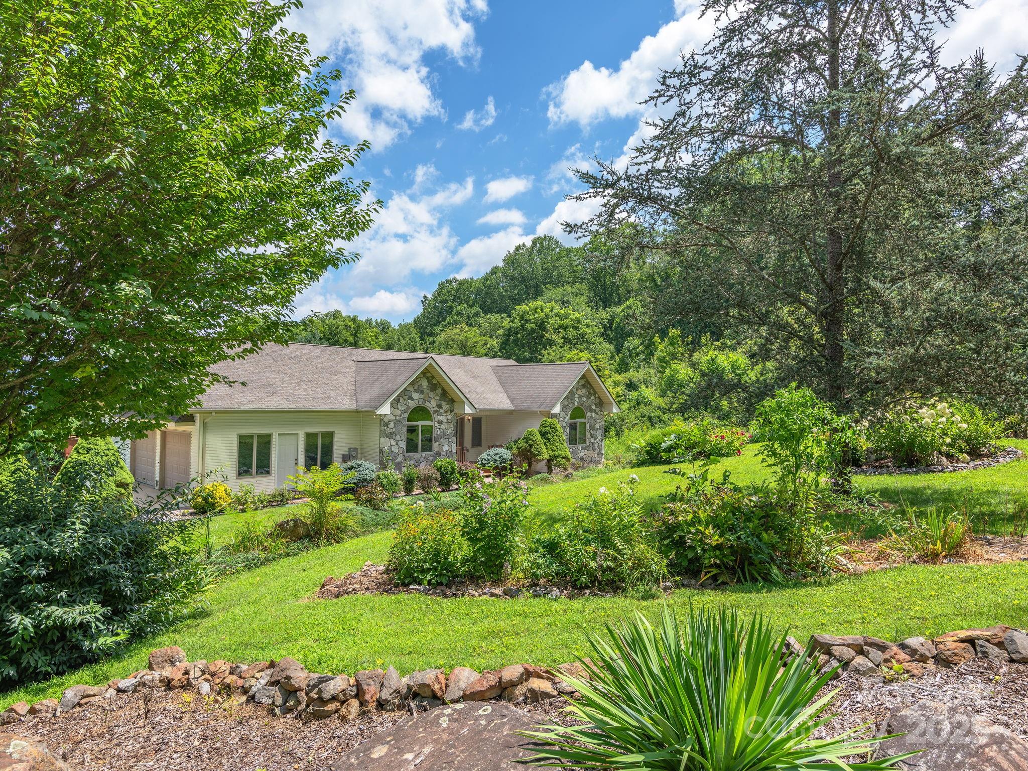 657 Evergreen Farm Circle