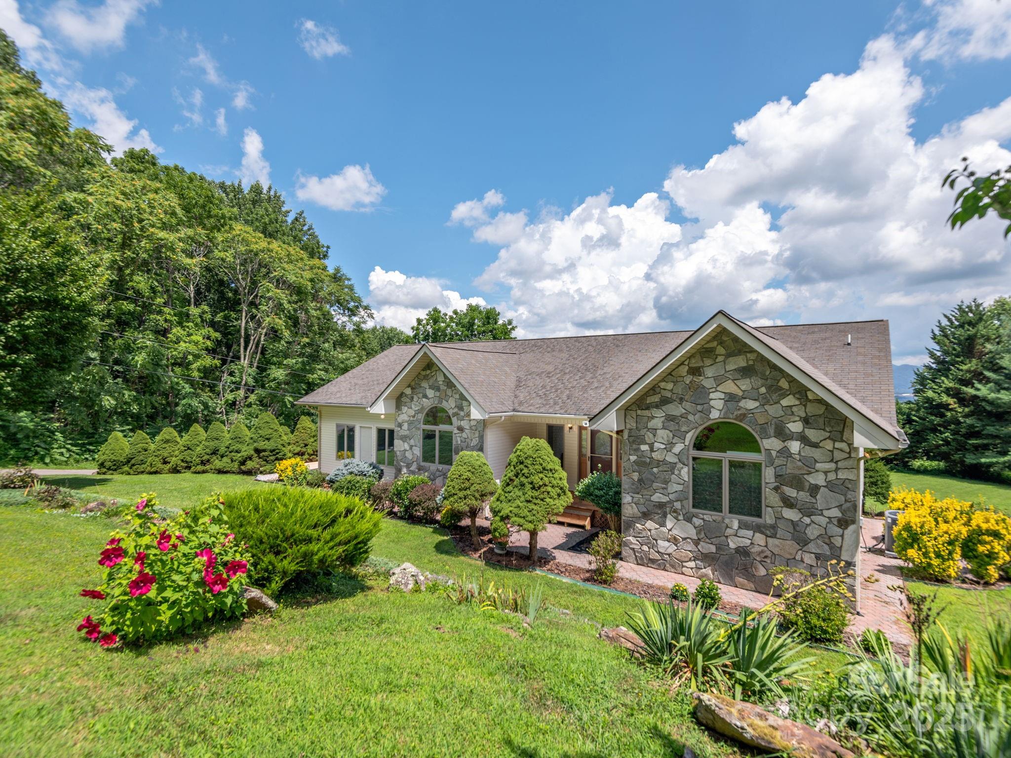 657 Evergreen Farm Circle