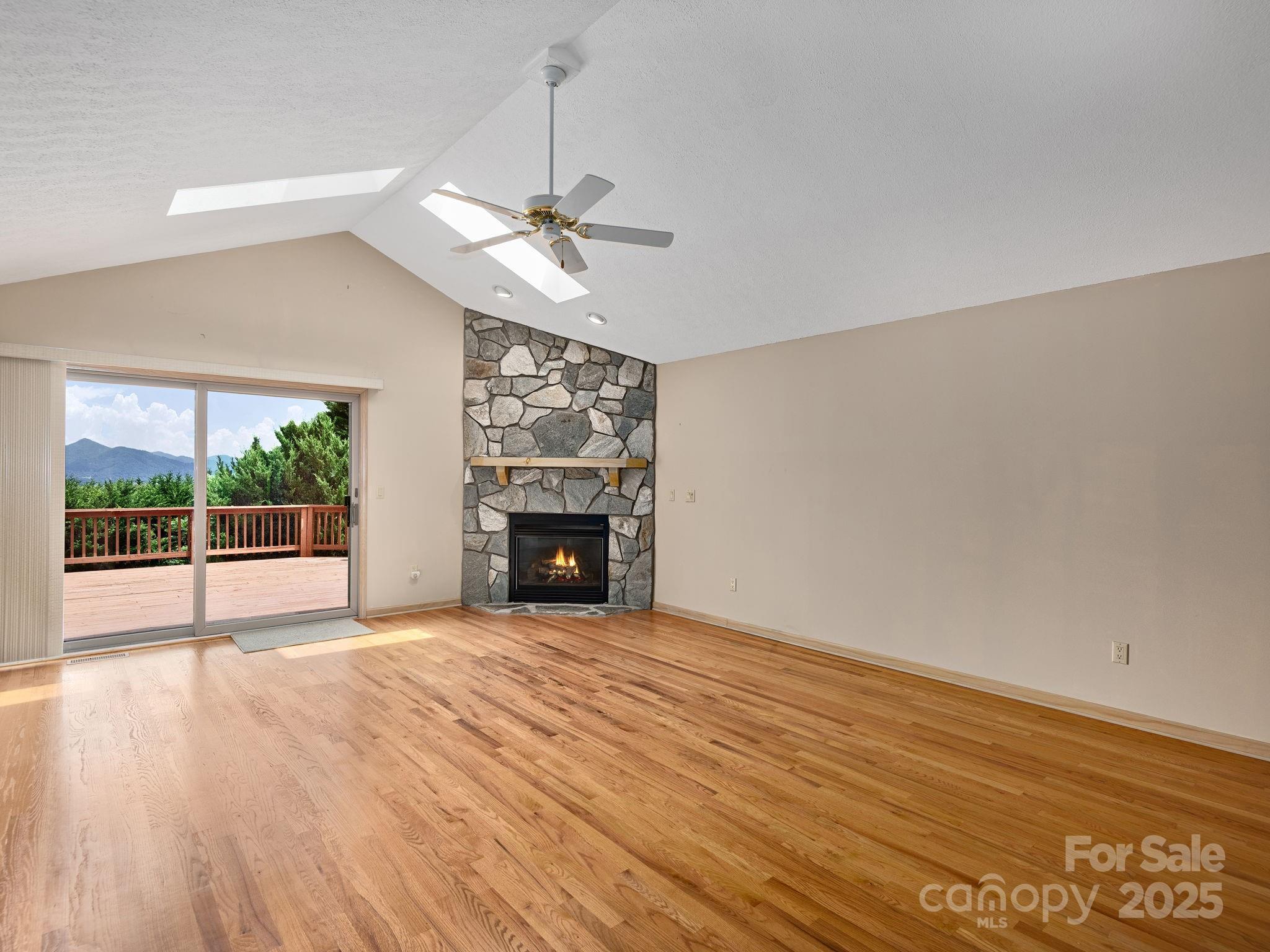 657 Evergreen Farm Circle