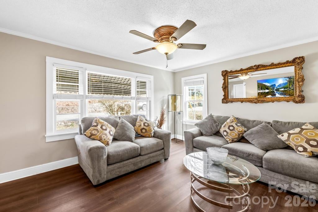 430 Arlington Circle NW