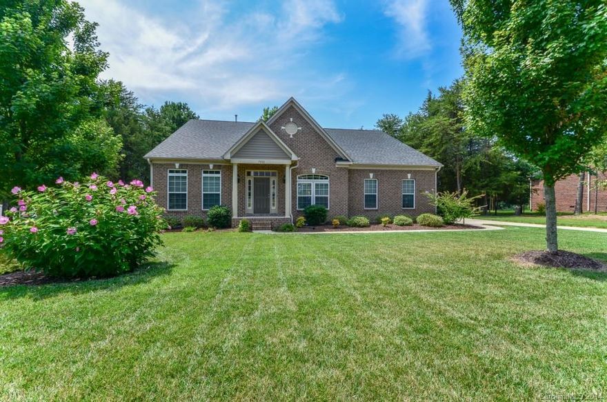 Wonderful fully updated, move in ready home in Denver! Home features stainless steel appliances, granite countertops, tile backsplash, walk in closets, oversized master bathroom and a 3 car garage. Private back yard with a custom deck perfect for summer nights. Home shows beautifully. You will not be disappointed!