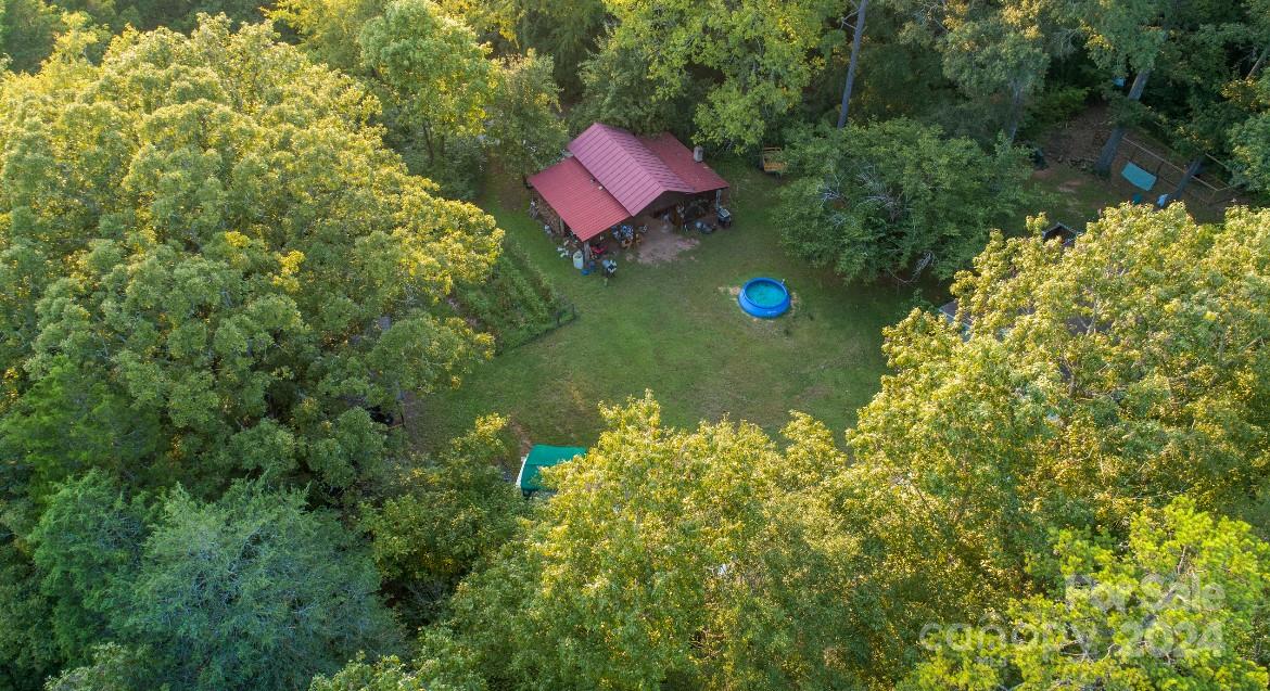 9226 Maggie Robinson Road 143