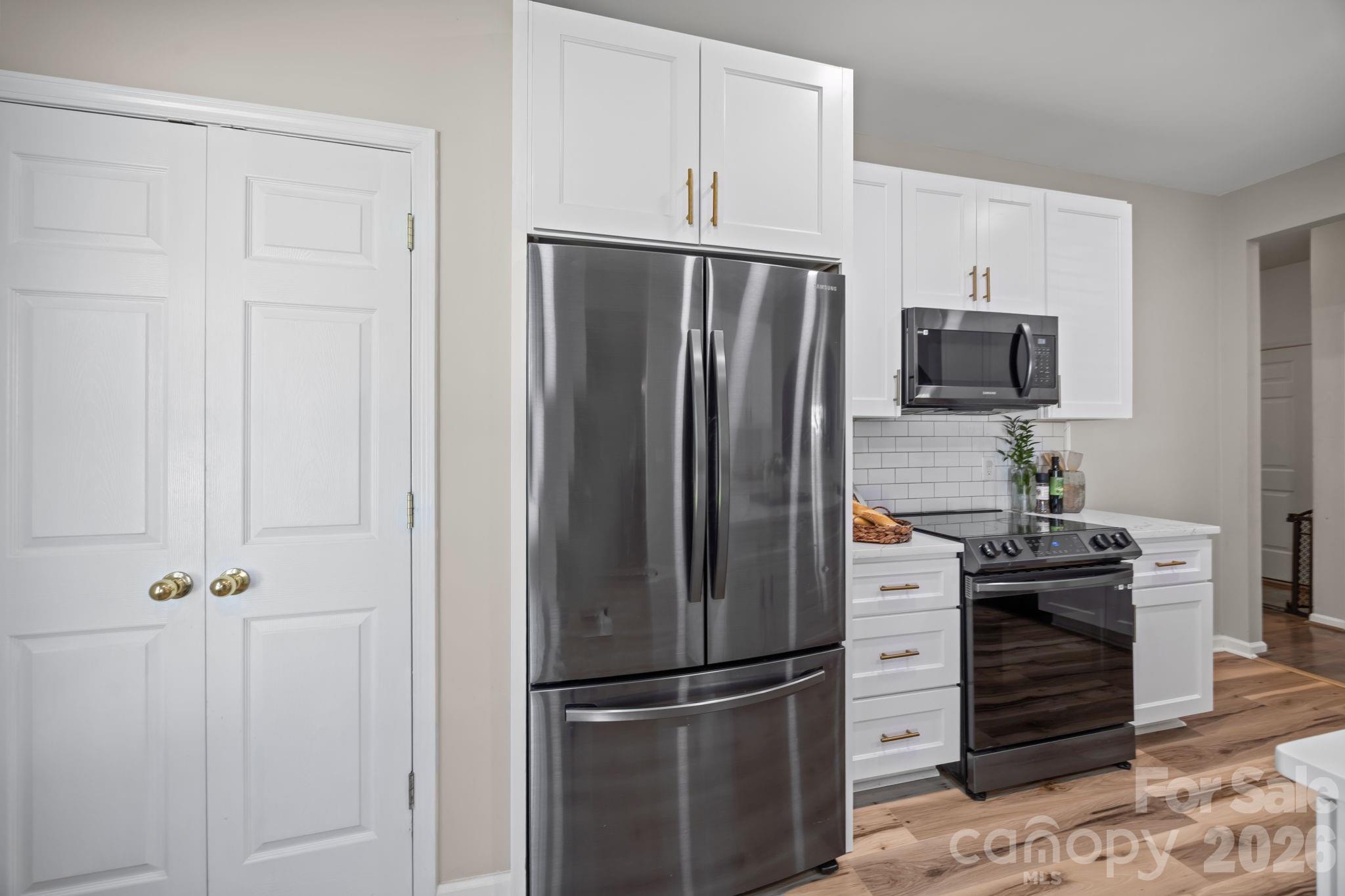 Homestead Glen - Residential