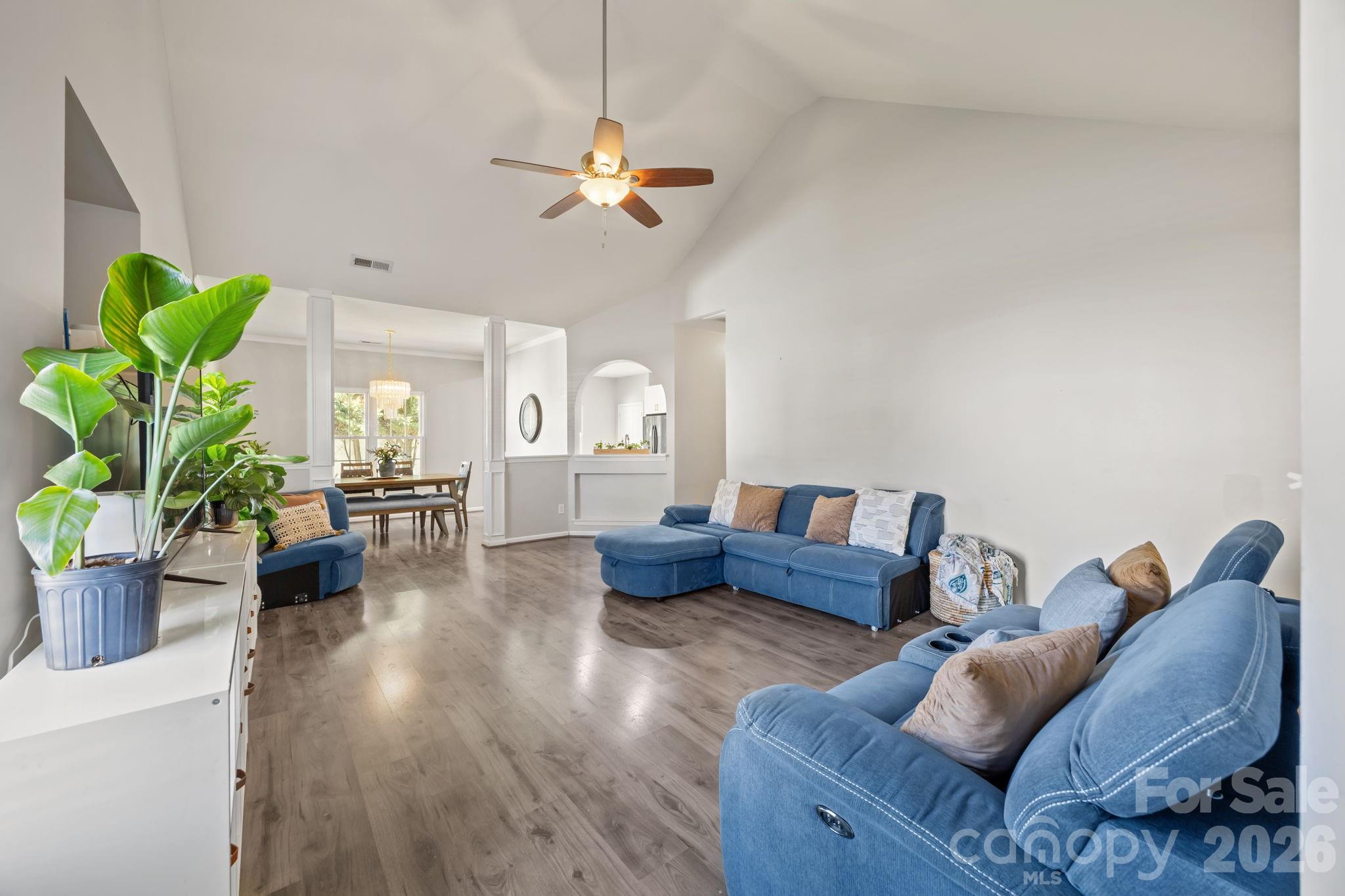 1124 Homestead Glen Boulevard