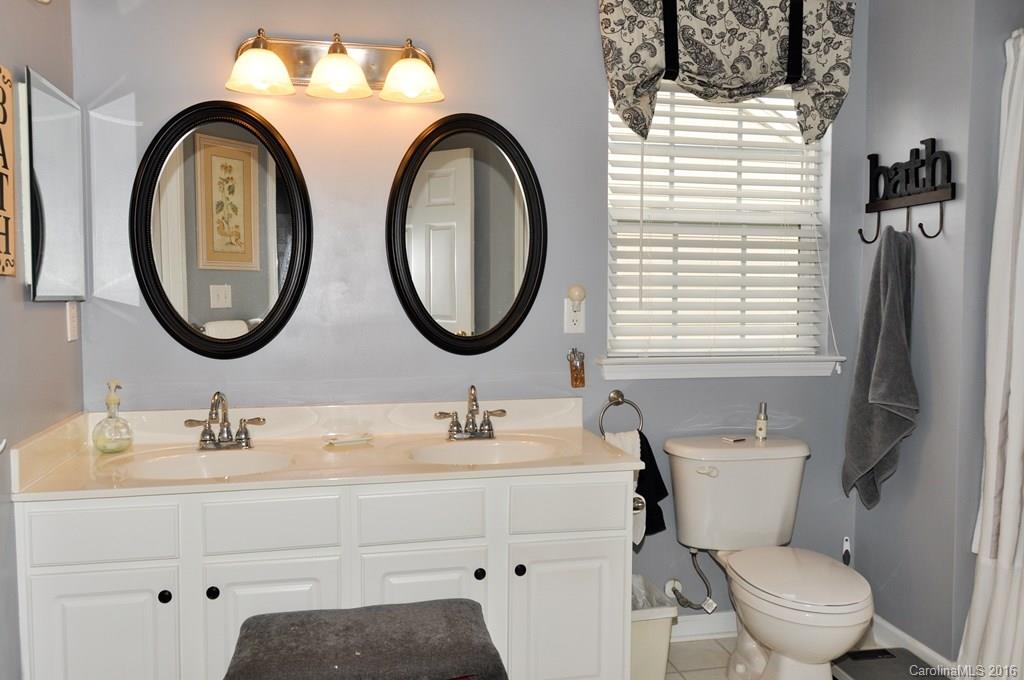 Tega Cay - Residential