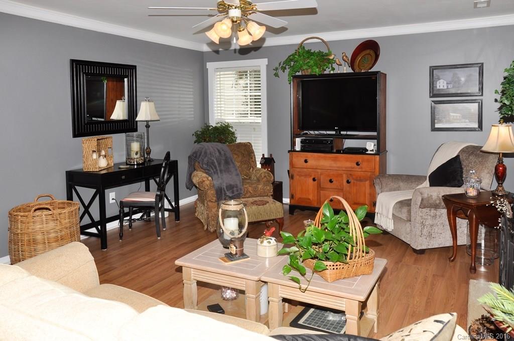 Tega Cay - Residential