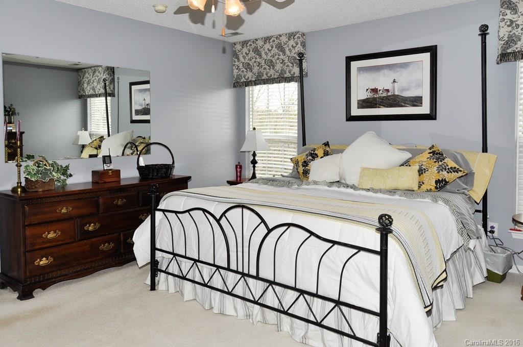 Tega Cay - Residential