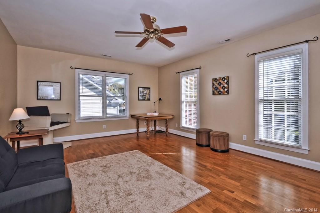 Beverly Crest - Residential