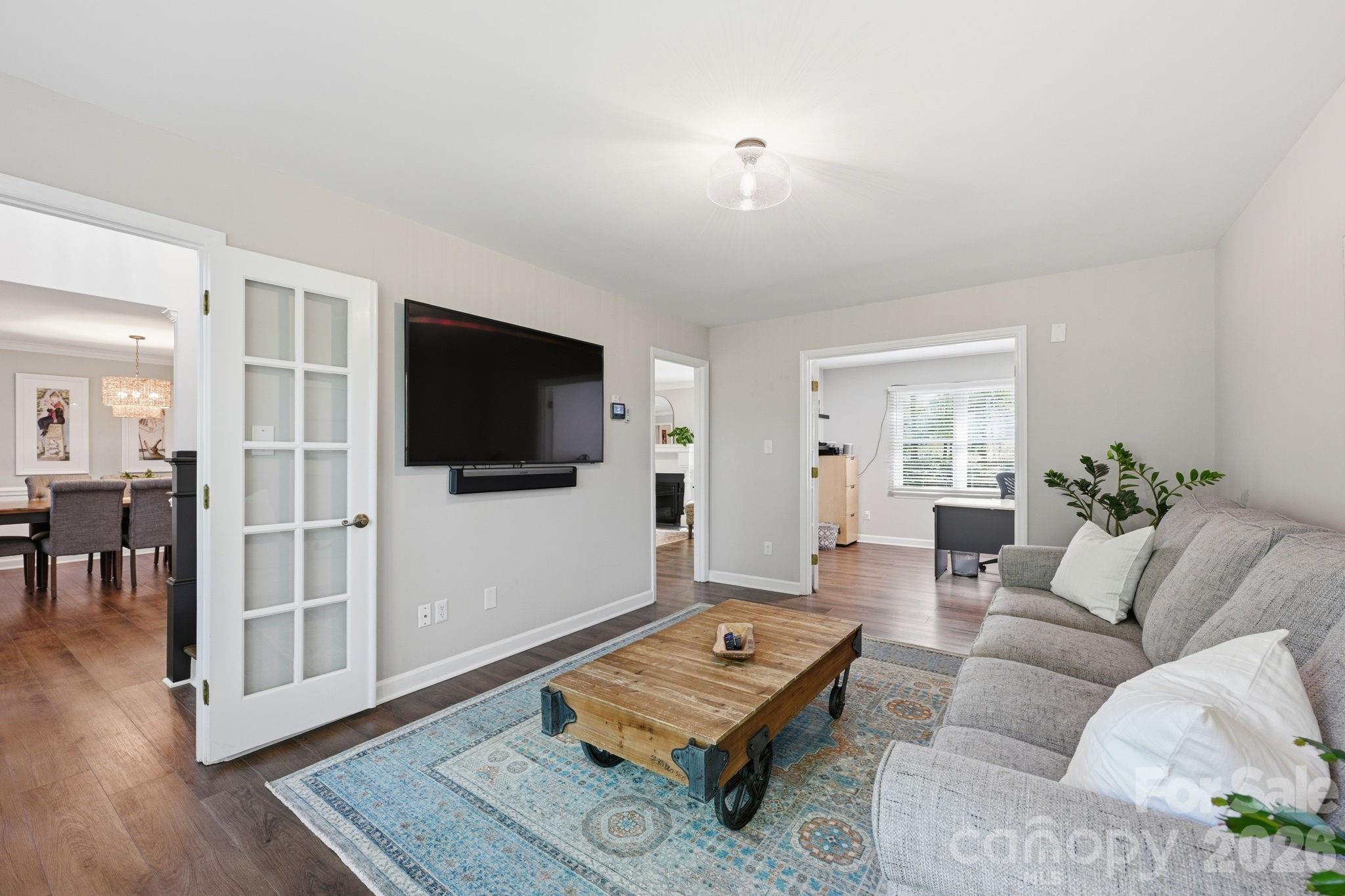 Island Forest - Residential