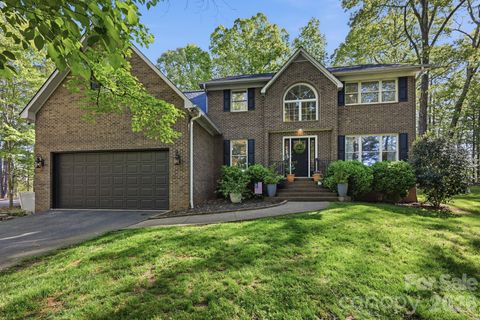 Photo of 7319 Gilead Road, Huntersville, NC 28078 (MLS # 4366265)