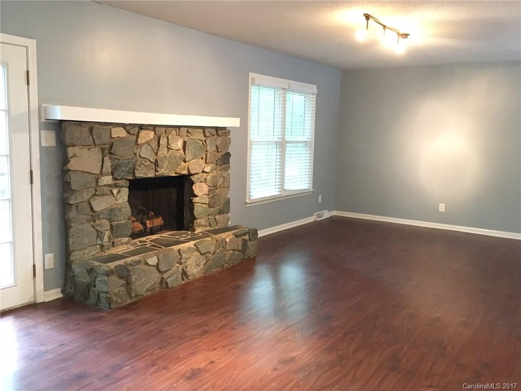 Tega Cay - Residential