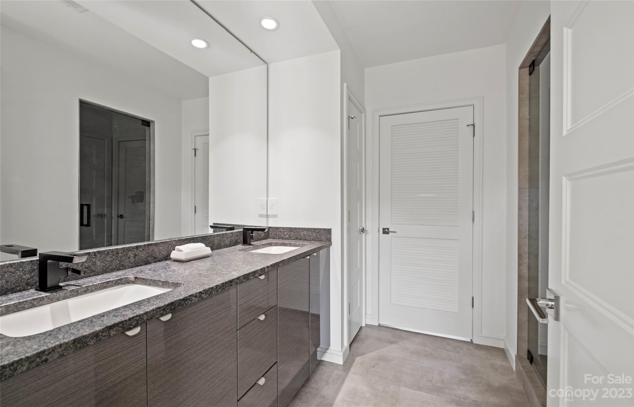 Brackenbury Estates - Residential