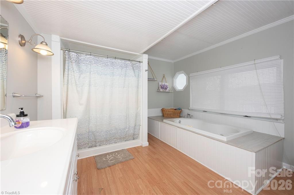 High Rock Lake - Residential