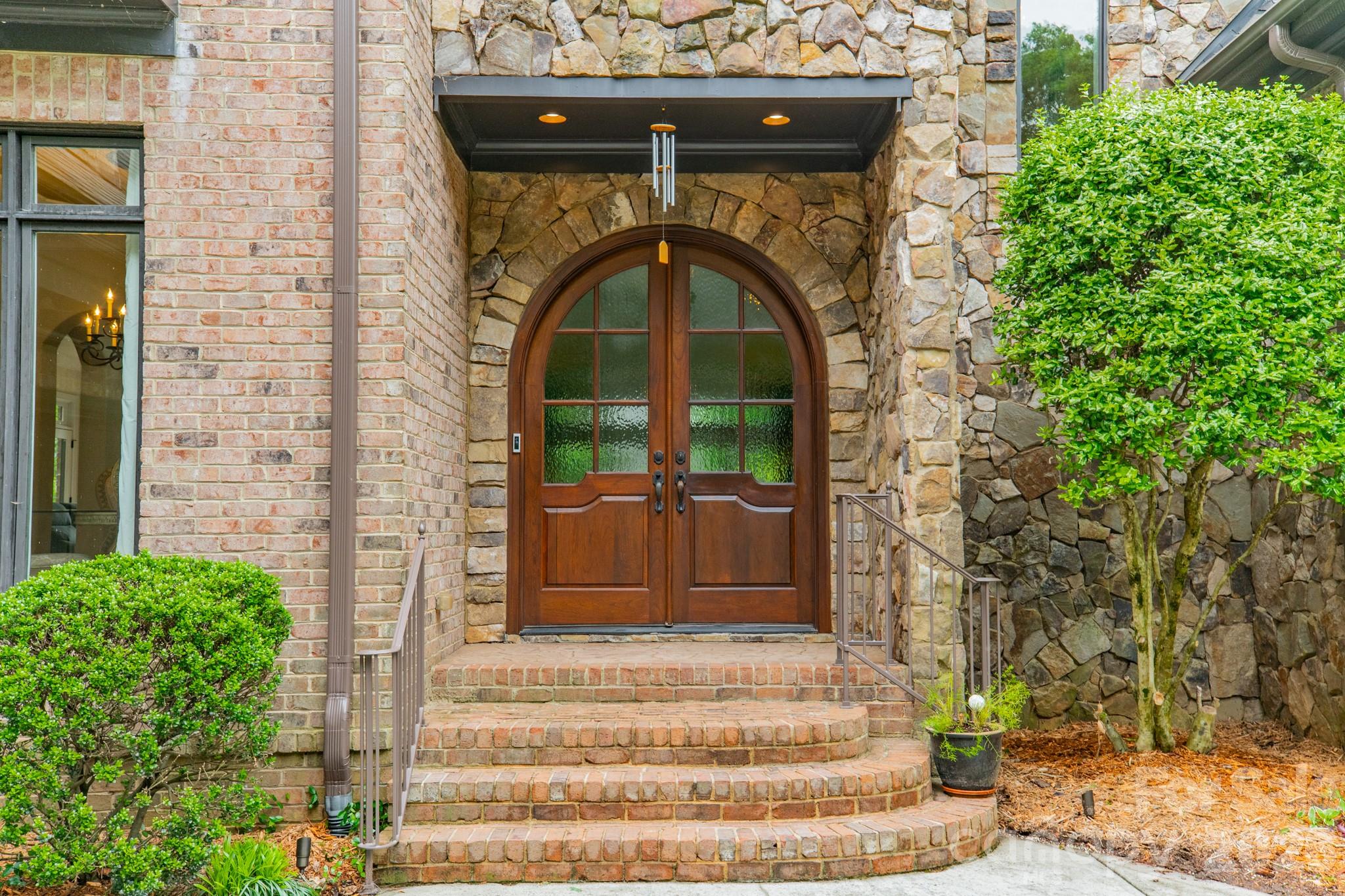 Chatelaine - Residential