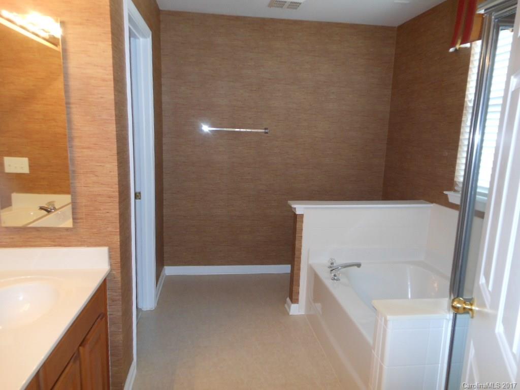 Autumn Cove At Lake Wylie - Residential